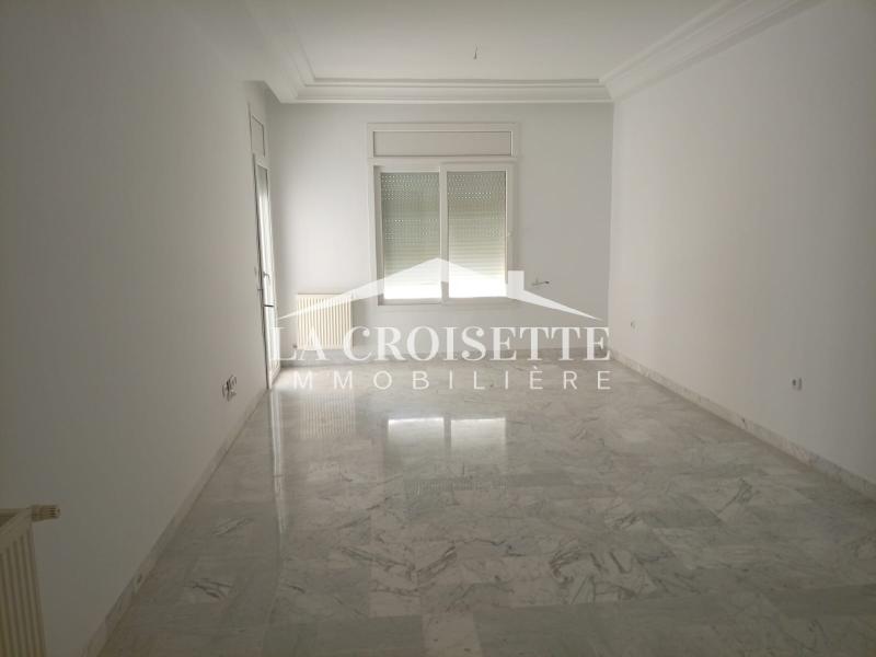 Appartement S+2 avec terrasse aux Berges du Lac 2